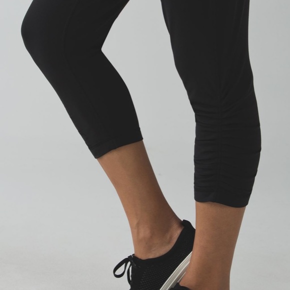 Lululemon Sunset Salutation Crop - Picture 7 of 11